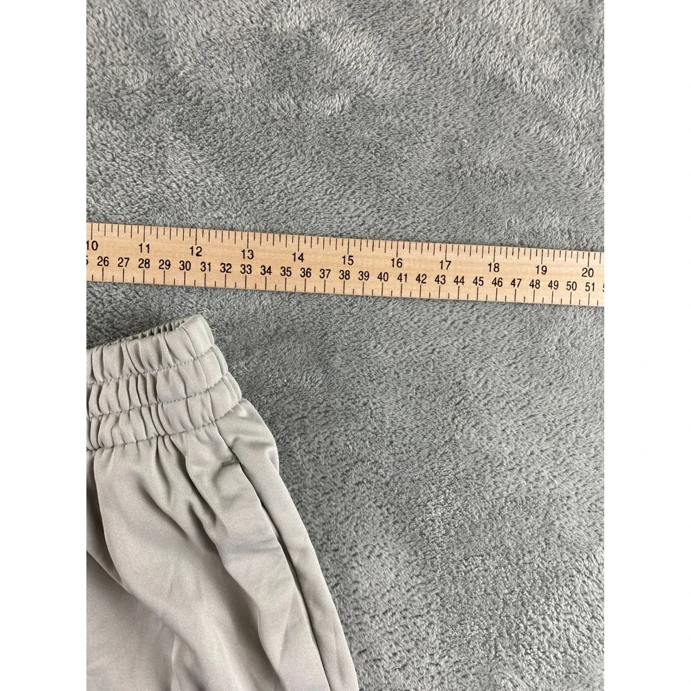 Adidas Mens Basketball Shorts Grey White 9 Inch Inseam Size Medium M 9